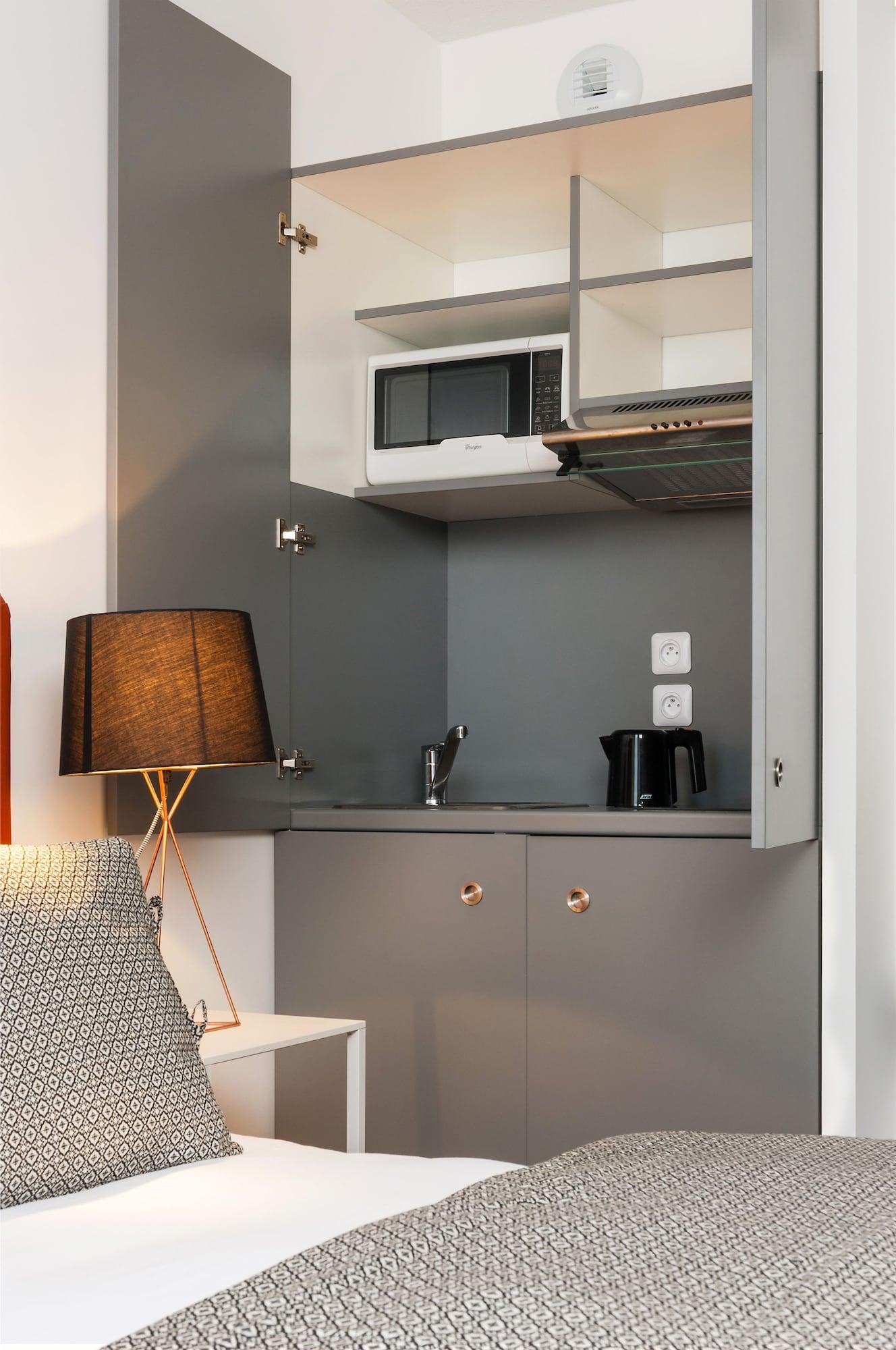 Teneo Apparthotel Talence - Espeleta Екстериор снимка
