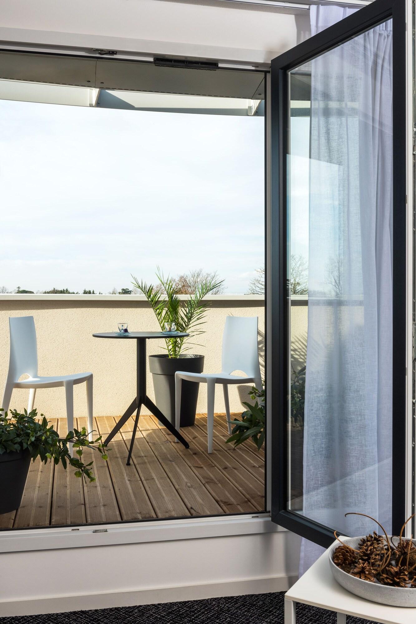 Teneo Apparthotel Talence - Espeleta Екстериор снимка