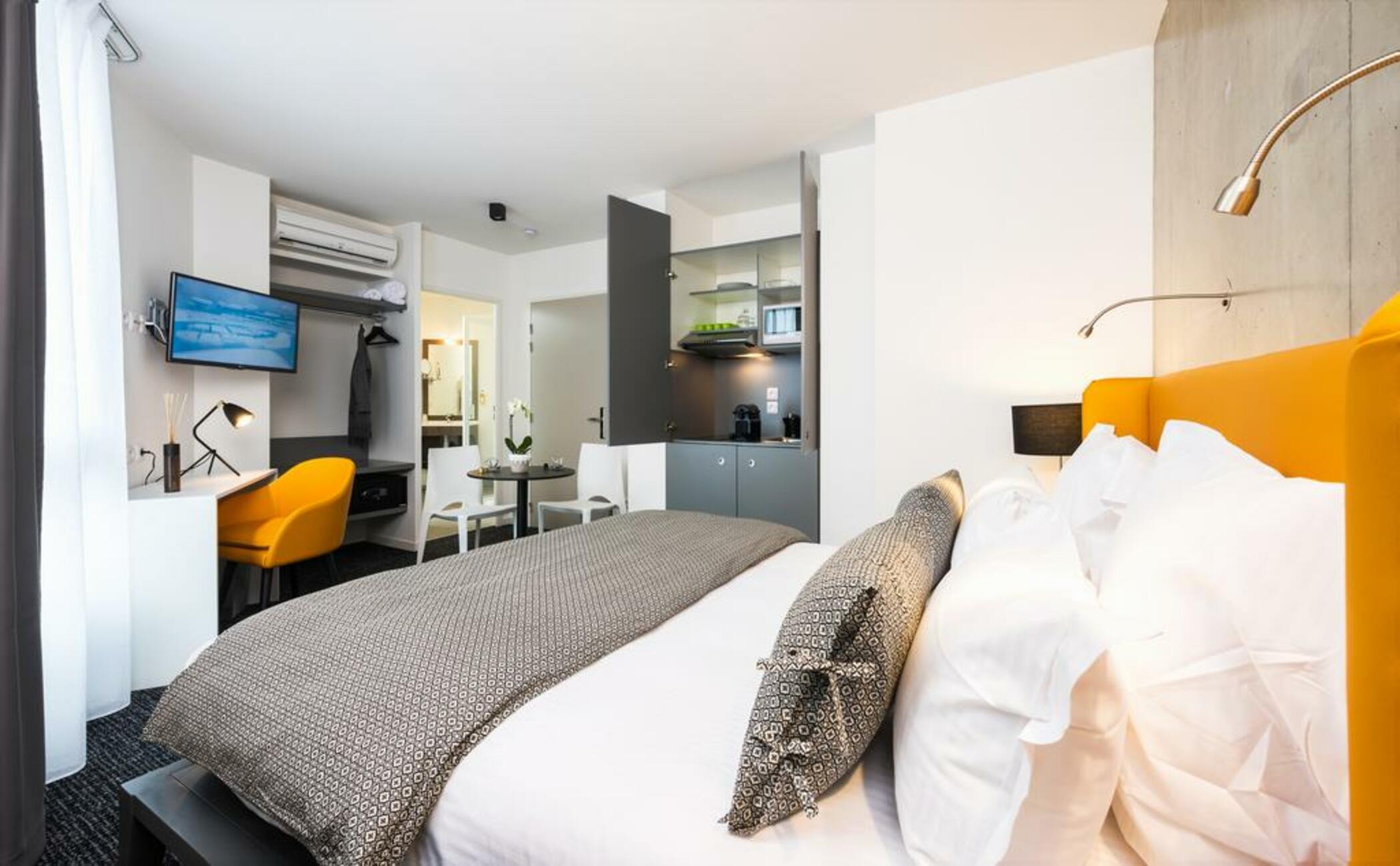 Teneo Apparthotel Talence - Espeleta Екстериор снимка
