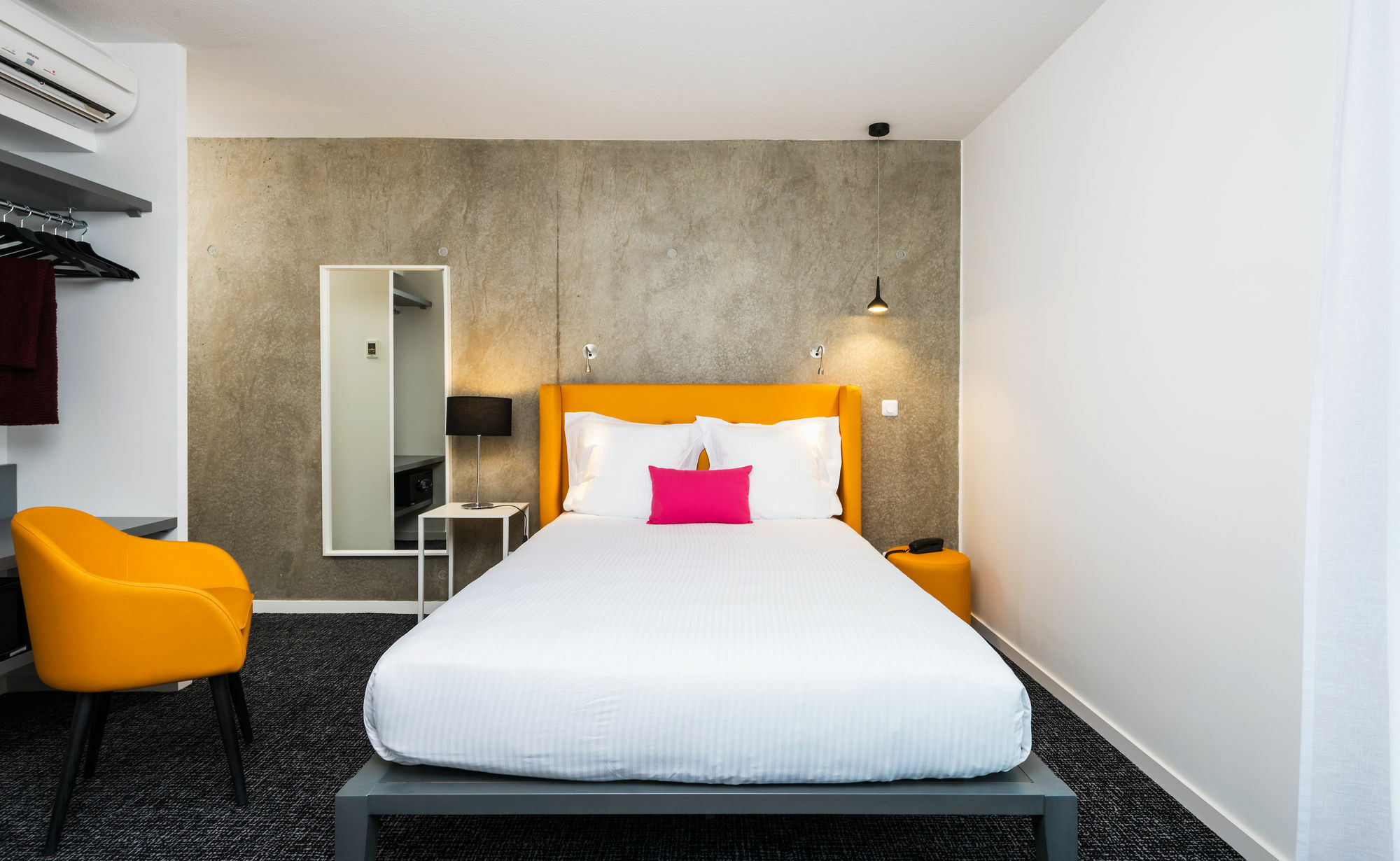 Teneo Apparthotel Talence - Espeleta Екстериор снимка